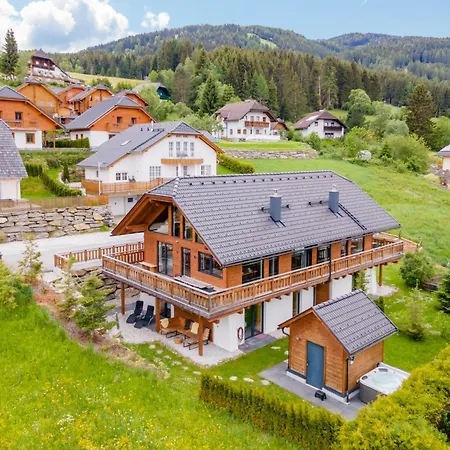 Chalet Alpinn Wellness 2 *
