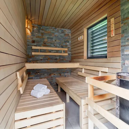 Alpinn Wellness 2 Horská chata Sankt Margarethen im Lungau